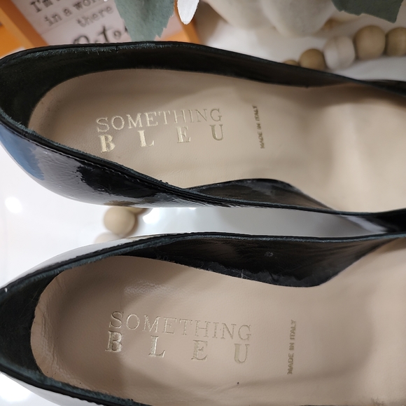 🖤GUC Something Bleu Italian Black Patent Leather Round Toe Pumps, 8 - Picture 9 of 13